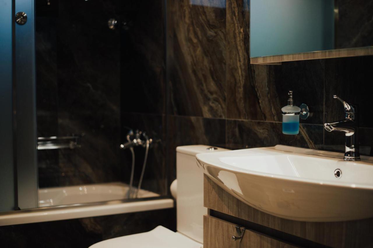 Το Σπίτι Της Ευτυχίας Σουίτα Apartment Karpenisi Luaran gambar